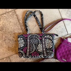 Vera Bradley Canterbury Purse Excellent Condition
